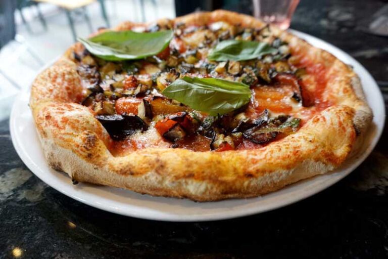 Alfredos social stockport pizza